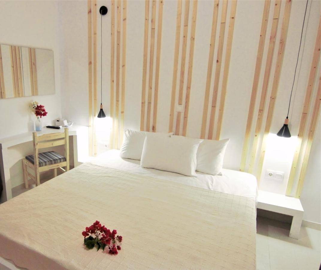 Vista Mare Hotel Науса Екстериор снимка